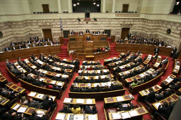 Η μάχη στη Βουλή για το «δημοψήφισμα» Τσίπρα