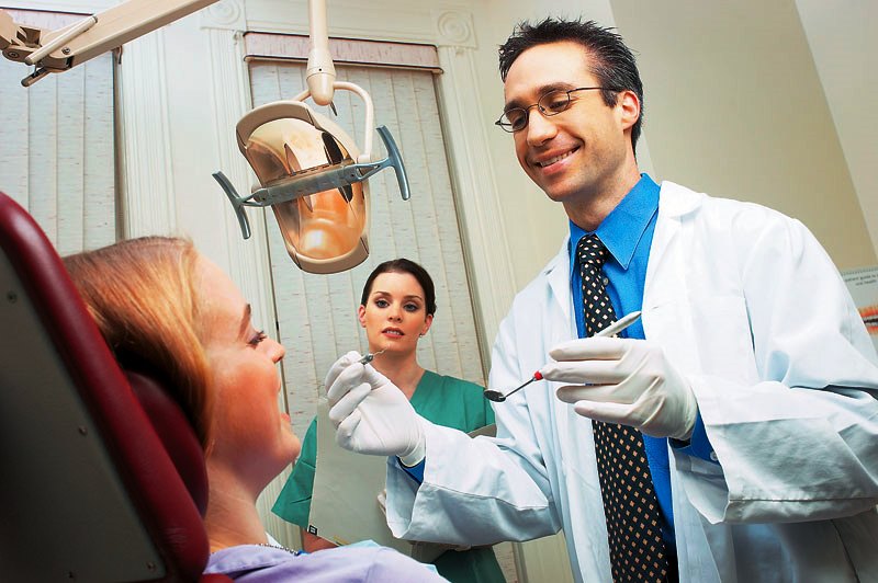 Προθεσμία για την υποβολή αιτήσεων για τις εξετάσεις οδοντοτεχνιτών