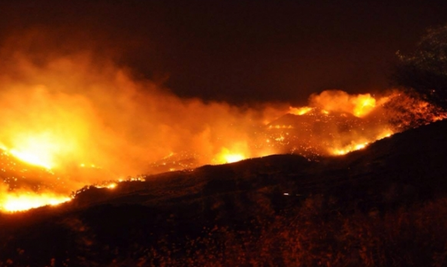 Σε ύφεση η πυρκαγιά στη Χίο