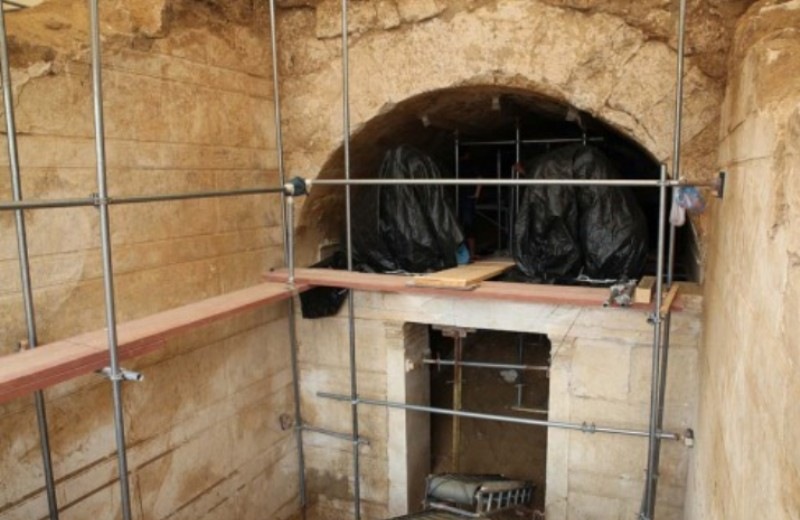 "Πάγωσαν" οι ανασκαφές στην Αμφίπολη
