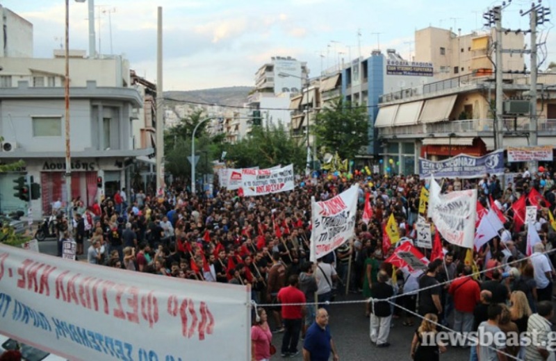 Μικρής έκτασης επεισόδια στην πορεία για τον Πάυλο Φύσσα στην Αθήνα