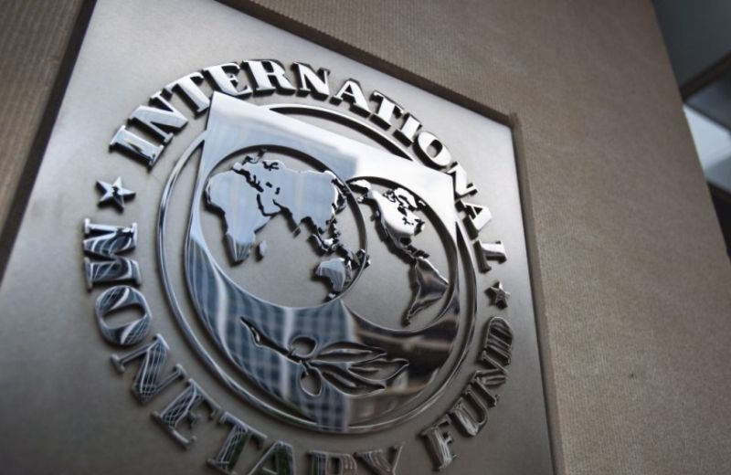 Το ΔΝΤ προειδοποιεί: Η παγκόσμια οικονομία αντιμετωπίζει δύο νέες απειλές