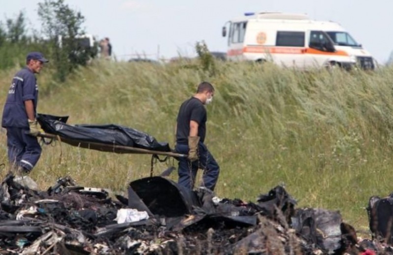 Αναγνωρίστηκαν 14 ακόμα πτώματα της πτήσης MH17