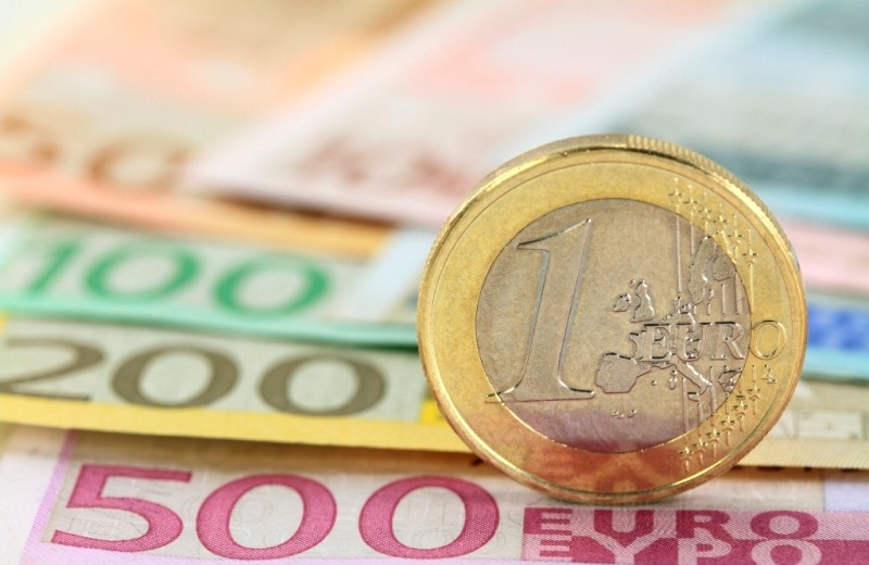 1,9 δισ. ευρώ πρωτογενές πλεόνασμα στο 8μηνο 