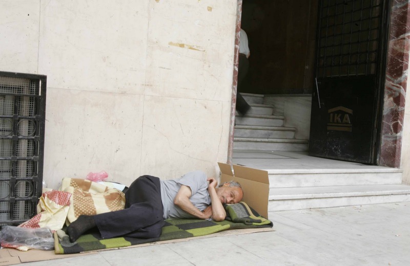 "H νοοτροπία του Έλληνα Άρχοντα δεν αλλάζει, ακόμη και όταν προκειται για τους άστεγους"