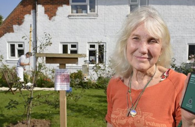 Γιαγιά ξόδεψε χιλιάδες ευρώ για να θωρακίσει το σπίτι της από το Wi Fi!