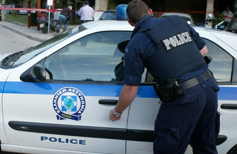 Η Αστυνομία αναζητά ένα "ψηλό" για την επίθεση στον Ινιωτάκη - Μπορούσαν και να τον σκοτώσουν!