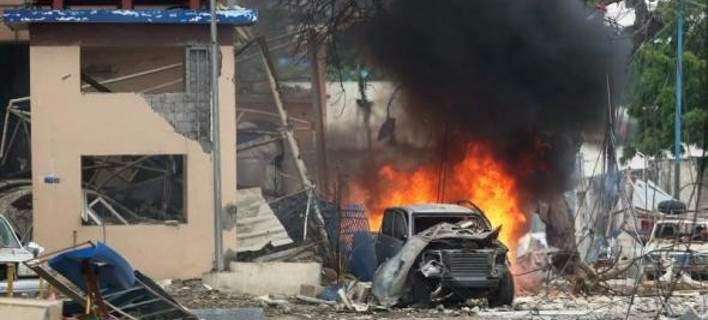 Μακελειό από επίθεση ισλαμιστών σε ξενοδοχείο στη Σομαλία 