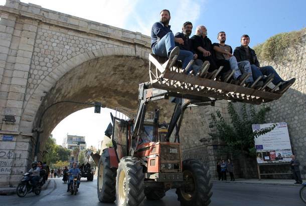 Σε θέσεις μάχης οι αγρότες στην Κρήτη- Αποφασίζουν τη μορφή των κινητοποιήσεων