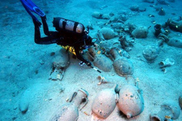 Το Υπουργείο Πολιτισμού διαβεβαιώνει για τη διατήρηση του Γραφείου Εναλίων Αρχαιοτήτων στο Ηράκλειο 