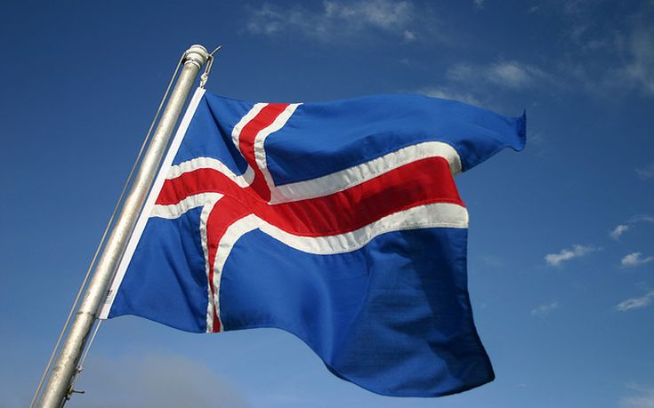 Ο πανεπιστημιακός Γκούντνι Γιοχάνεσον νέος πρόεδρος της Ισλανδίας