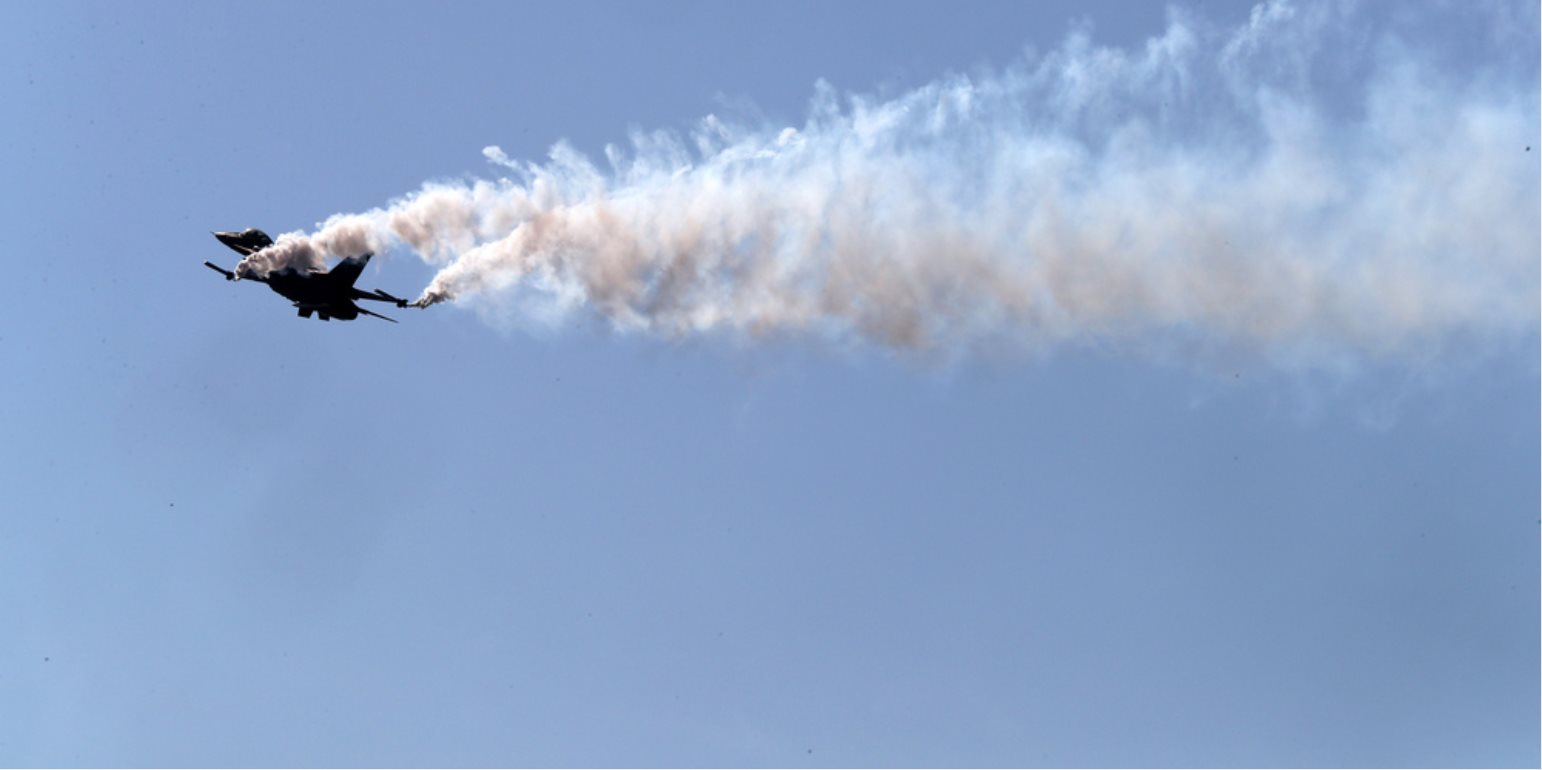 Συγκινεί ο Κρητικός πιλότος Γ. Παπαδάκης μέσα από το F16