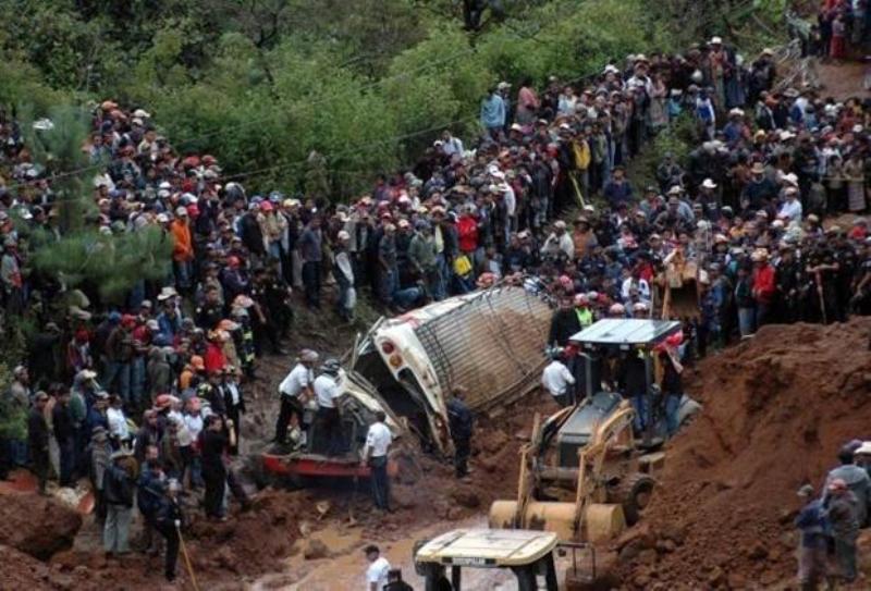253 νεκροί στη Γουατεμάλα από την κατολίσθηση 