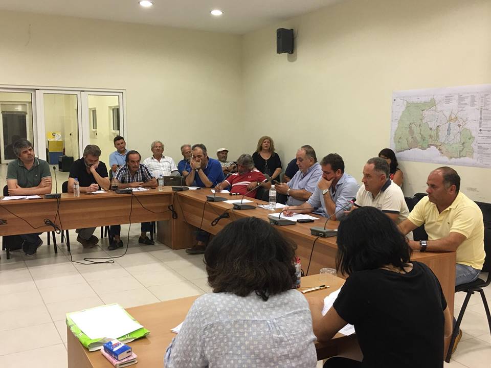 Για πρώτη φορά το Δημοτικό Συμβούλιο Ιεράπετρας συνεδρίασε στη Δημοτική Ενότητα Μακρύ Γιαλού 
