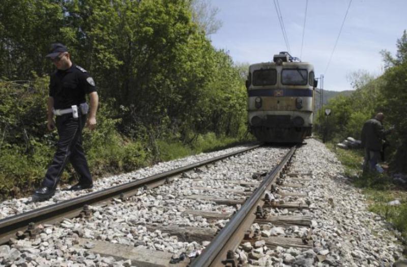 Τραγωδία στα Σκόπια: Τρένο σκότωσε 14 μετανάστες που προσπαθούσαν να περάσουν τα σύνορα (vid)