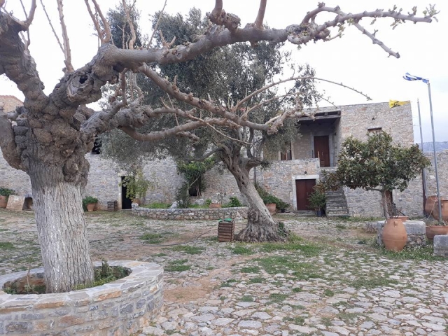 Ένα από τα ομορφότερα μοναστήρια στην Κρήτη (φωτογραφίες)