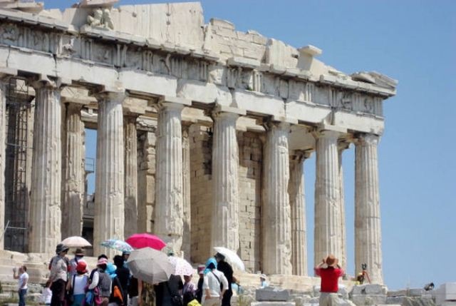 Θετικά τα μηνύματα για τον ελληνικό τουρισμό το 2013