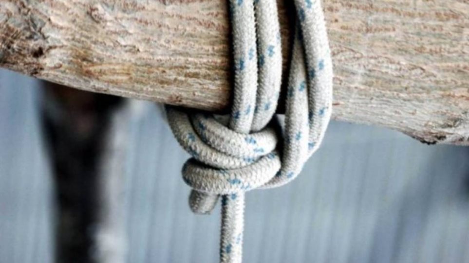 Νέα αυτοκτονία: Μ’ ένα κομμάτι σκοινί έβαλε τέλος στη ζωή της