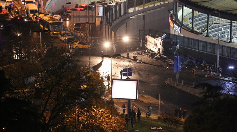 29 νεκροί στην Πόλη - Και παγιδευμένο όχημα και βομβιστής αυτοκτονίας σε 45 δευτερόλεπτα