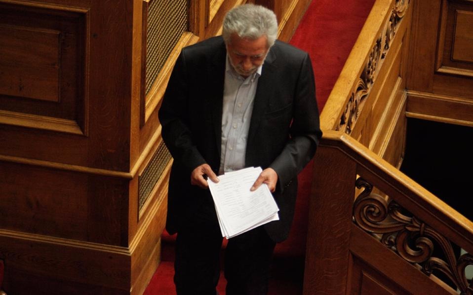 Βουλή: Υπερψηφίστηκε το νομοσχέδιο παραχώρησης του ΟΛΠ