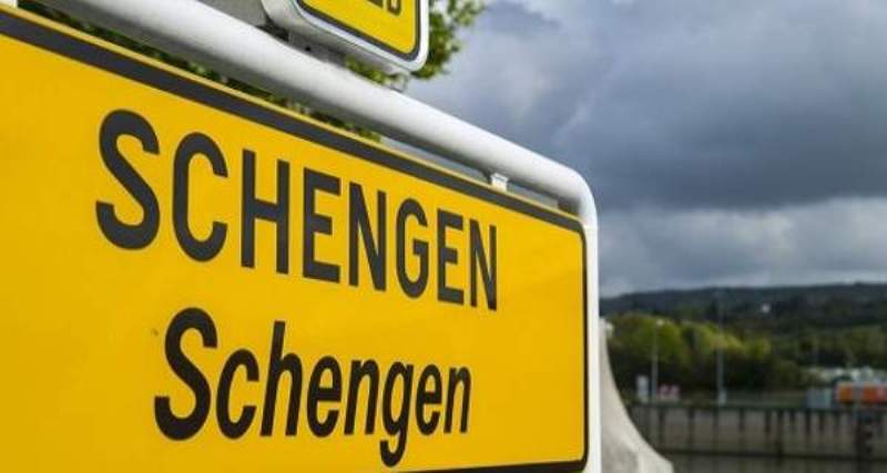 Επέκταση των προσωρινών συνοριακών ελέγχων εντός Σένγκεν θα ζητήσει η Γερμανία 