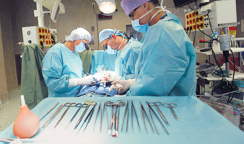 Προβλήματα στα χειρουργεία και στην Κρήτη- 14.000 ρεπό οφείλονται στους εργαζόμενους του νοσοκομείου Χανίων (vid)