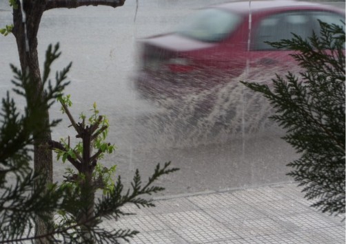Τρίκαλα: Καταστροφές από καταιγίδα και ισχυρούς ανέμους