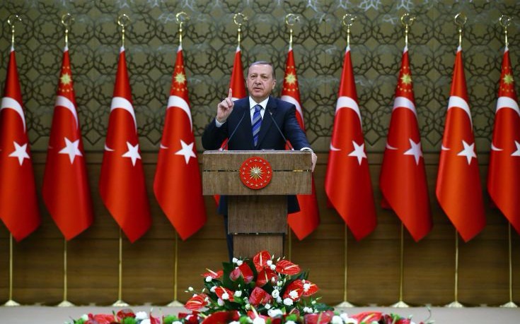 Μίνι αναθεώρηση του Τουρκικού συντάγματος για… χατίρι του Ερντογάν