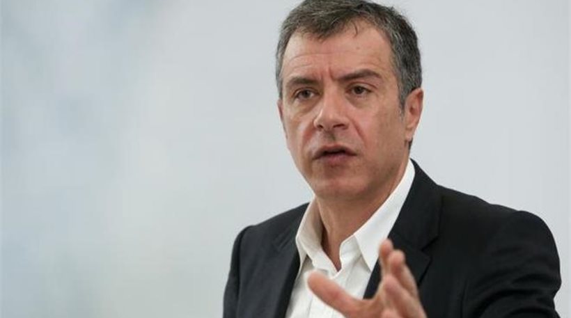 Θεοδωράκης: Η λύση για τα κανάλια πρέπει να είναι πολιτική και όχι δικαστική