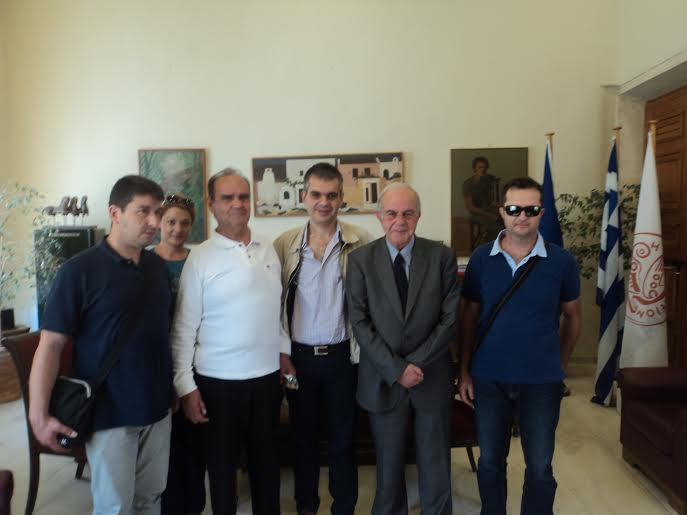 Συνάντηση Δημάρχου Ηρακλείου Β. Λαμπρινού με εκπροσώπους των Ενώσεων Τυφλών (pic)