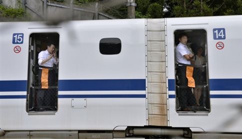 Ιαπωνία: Επιβάτης τρένου αυτοπυρπολήθηκε, δύο άτομα χωρίς τις αισθήσεις τους 