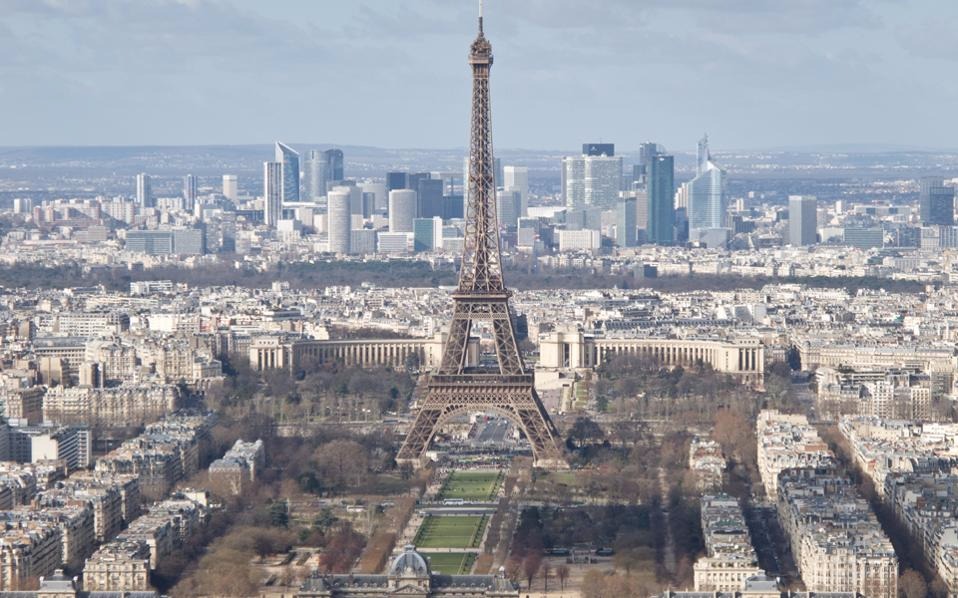 Το Παρίσι ανανεώνεται με αφορμή το Brexit