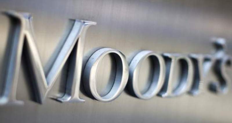 Μετά τη χαλάρωση των capital controls οι ελληνικές τράπεζες θα προσελκύσουν καταθέσεις εκτιμά ο Moody's 