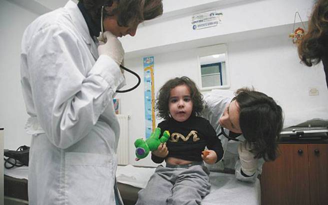 Δωρεάν εξετάσεις σε παιδιά από το «Χαμόγελο του Παιδιού» και τους «Γιατρούς του Κόσμου»