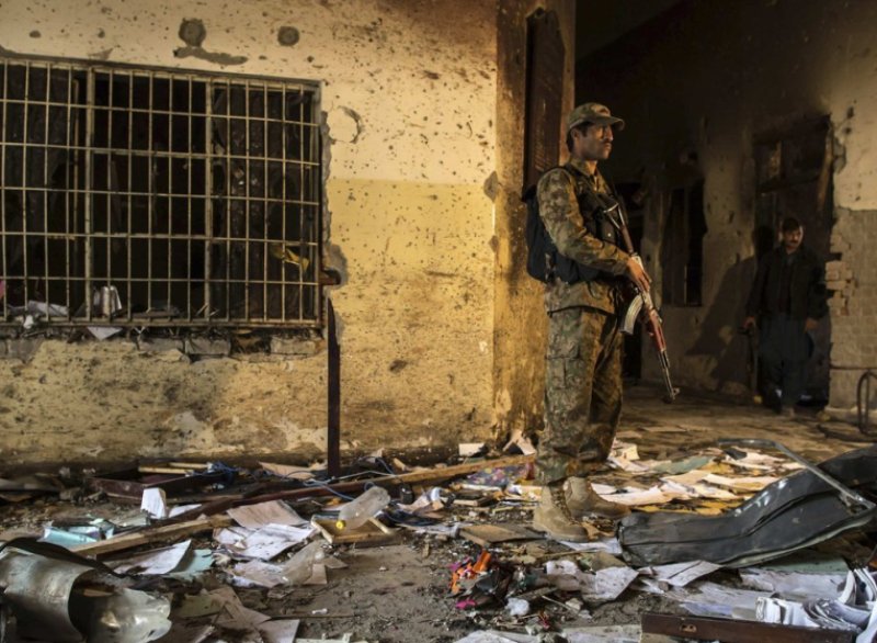 Τριάντα αντάρτες νεκροί, λένε οι αρχές του Πακιστάν