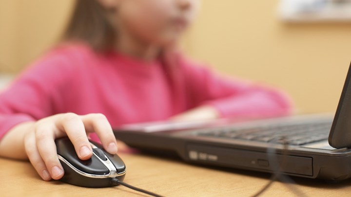 «Το Διαδίκτυο και τα Παιδιά μας - Κίνδυνοι και τρόποι αντιμετώπισης»