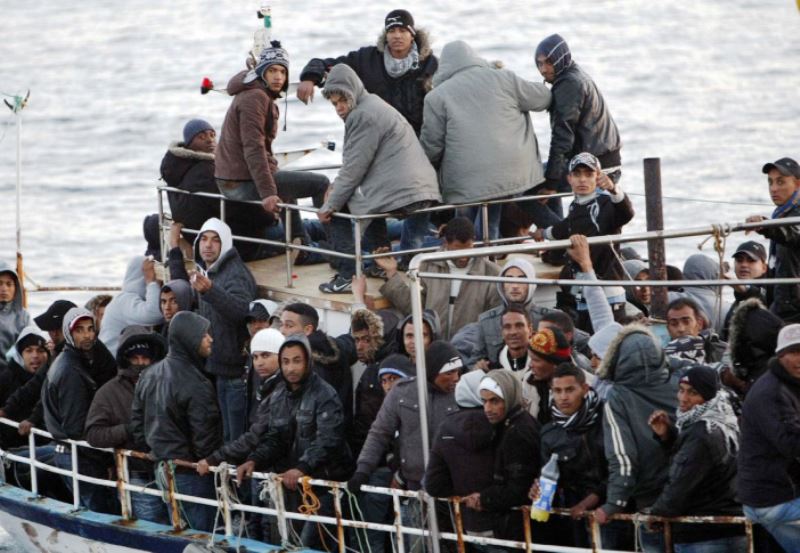 Σχεδόν 800 μετανάστες στα νησιά από την Παρασκευή