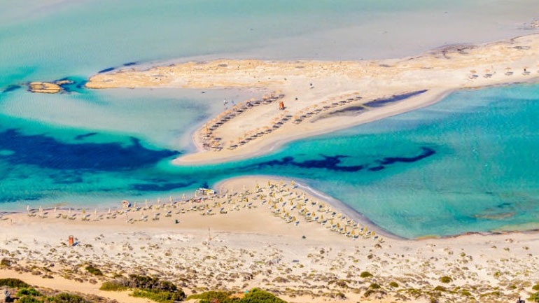Μέσα στη λίστα του Forbes η Κρήτη- «Υμνοι» τον Μπάλο Χανίων 