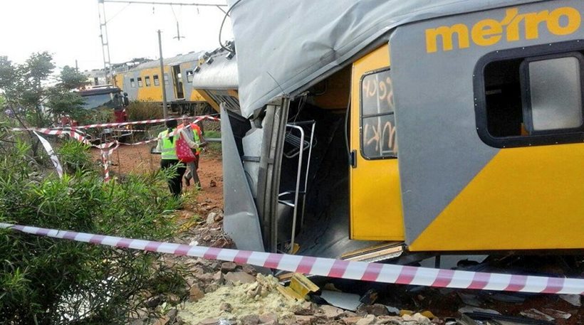 Γιοχάνεσμπουργκ: Ένας νεκρός και 180 τραυματίες σε πρόσκρουση τρένων