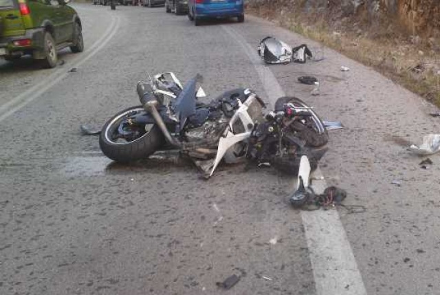Νεαρός μοτοσικλετιστής σκοτώθηκε για να μην παρασύρει ηλικιωμένο!