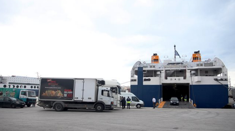 Τραγικός θάνατος 42χρονου οδηγού φορτηγού στο λιμάνι του Πειραιά 