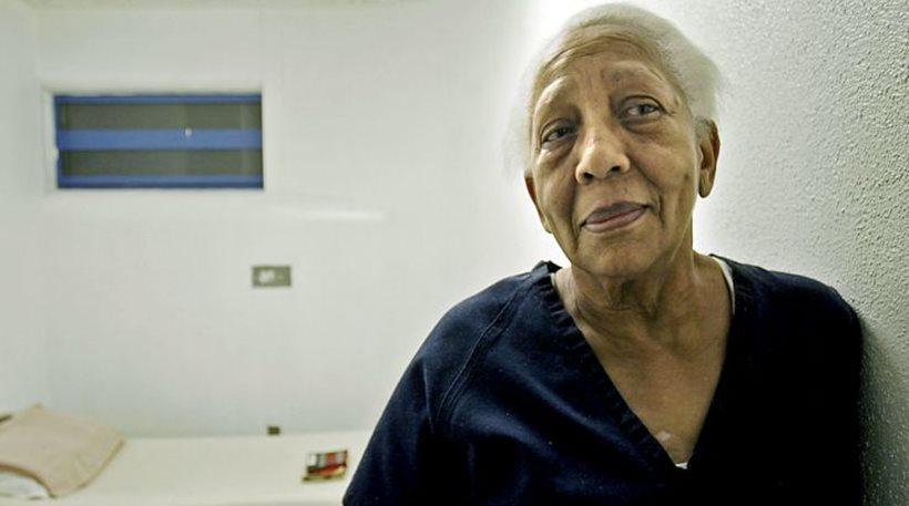 Συνελήφθη ξανά 86χρονη που κλέβει από το 1950: Πάνω από 2 εκατ. δολάρια η λεία της