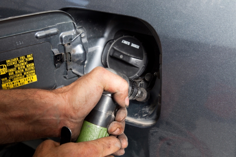 Δεύτερο κρούσμα κλοπής βενζίνης από παρκαρισμένο αυτοκίνητο στο ΠΑΓΝΗ 