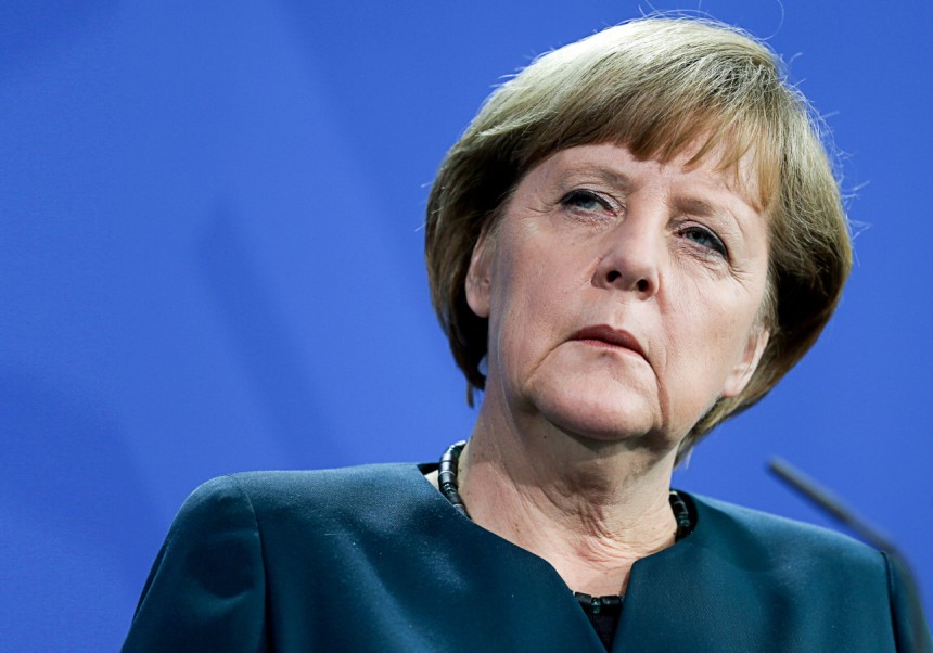 Μέρκελ: Τα προβλήματα στη Deutsche Bank μπορούν να λυθούν