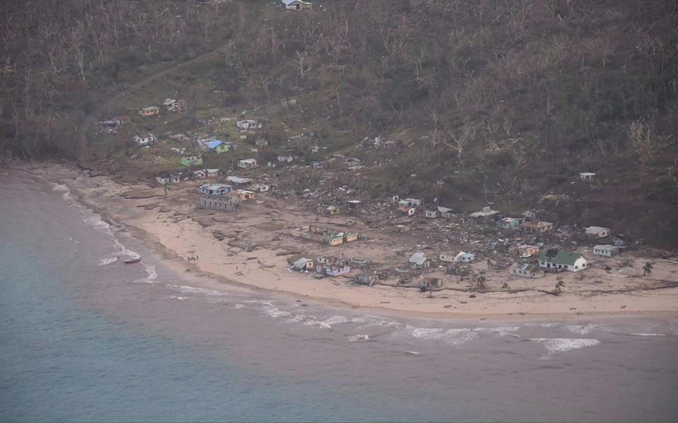 Τζαμάικα: Ο κυκλώνας Μάθιου ενισχύθηκε στην κατηγορία 5