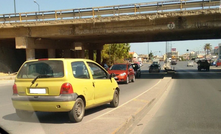   Ηράκλειο: Οδηγούσε ανάποδα στη λεωφόρο Καζαντζίδη (pic)