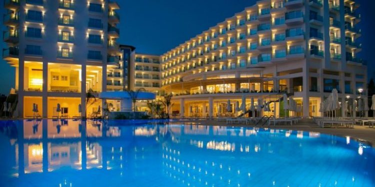 Κρήτη:Δύσκολη εξίσωση το άνοιγμα των ξενοδοχείων-Δεν είναι εύκολο να ανοίξουν πάνω από 20%των resorts