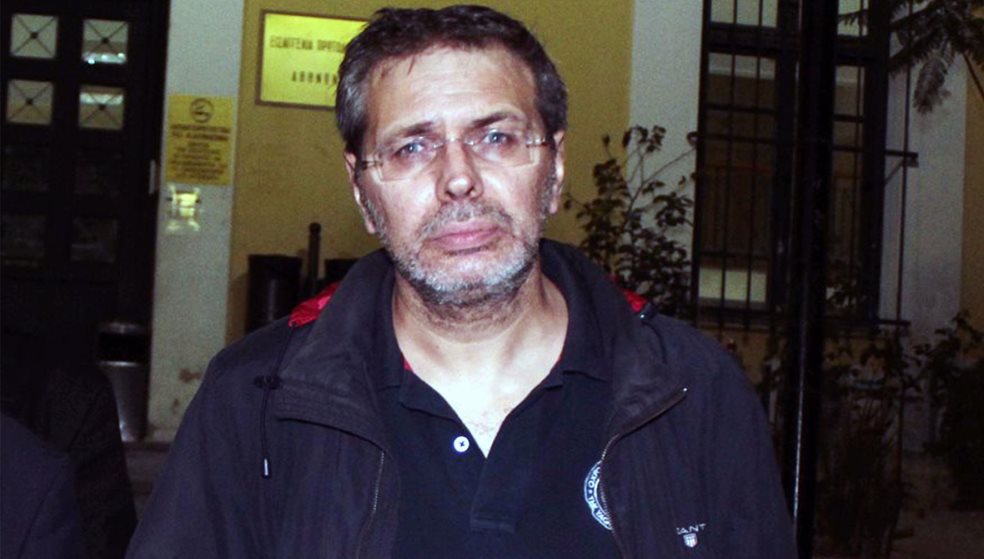 Συνελήφθη ο Στέφανος Χίος, μετά το… επίμαχο εξώφυλλο-Φωτογραφία