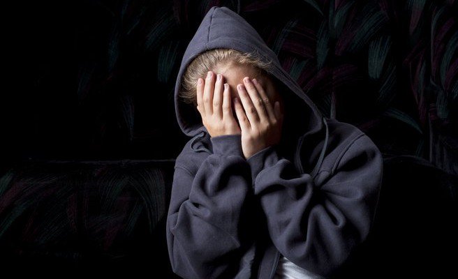Μητέρα «πουλούσε» στο Dark Web τον 9χρονο γιο της για βιασμό