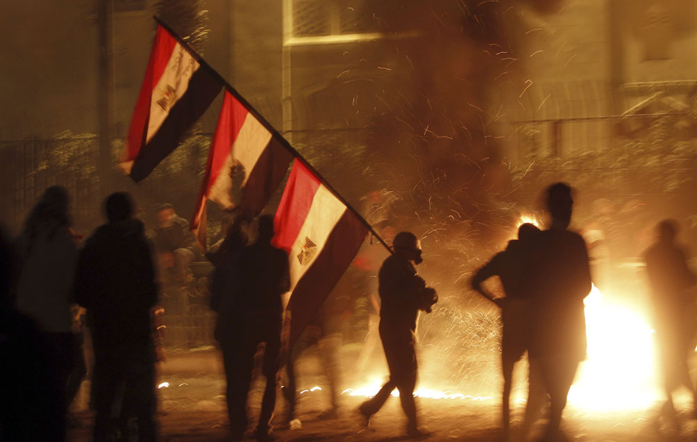 Σε θάνατο 11 άτομα για φονικές ταραχές στη διάρκεια ποδοσφαιρικού αγώνα στην Αίγυπτο